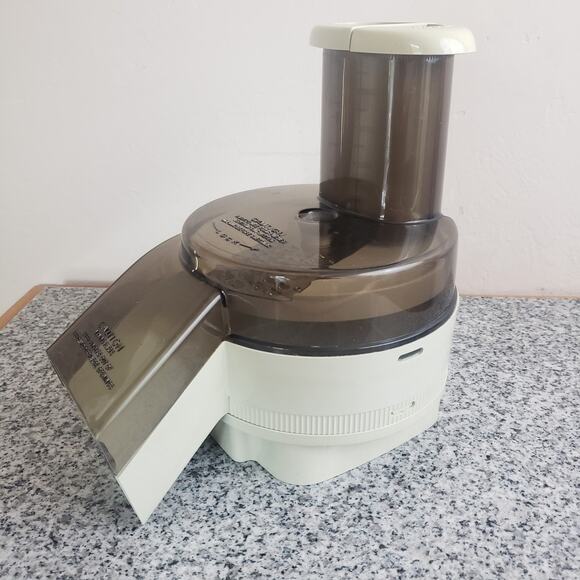 Oster‎ Regency Kitchen Center Food Processor. See Photos For Pieces Included - Picture 8 of 10